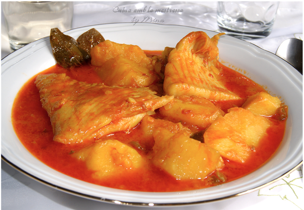 Pipirrana con guiso de raya y patatas